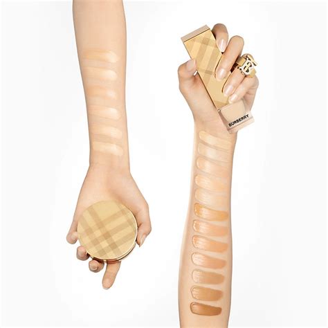 burberry ultimate glow foundation.